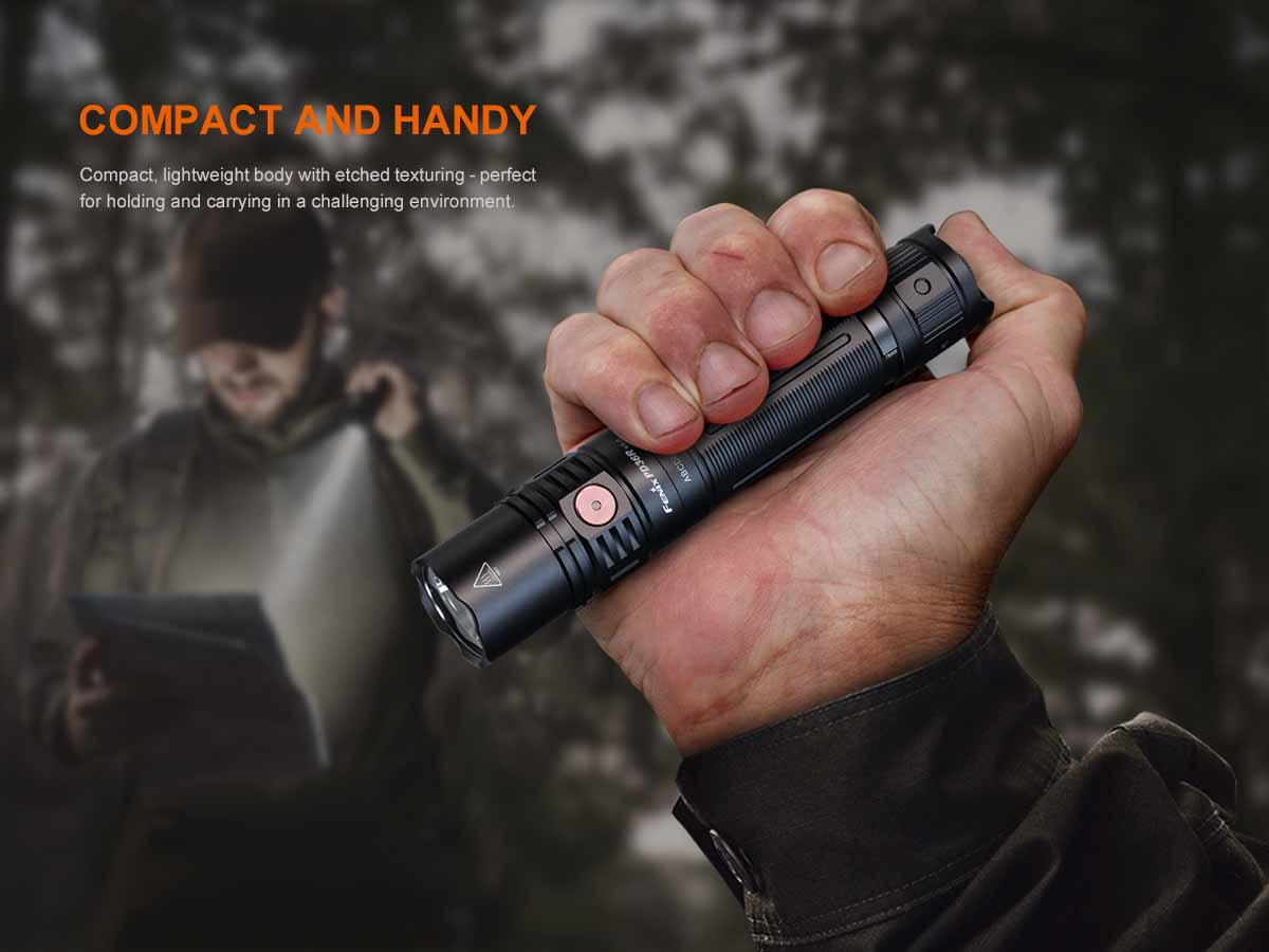 Fenix PD36R V2.0 Rechargeable Flashlight - Image 8